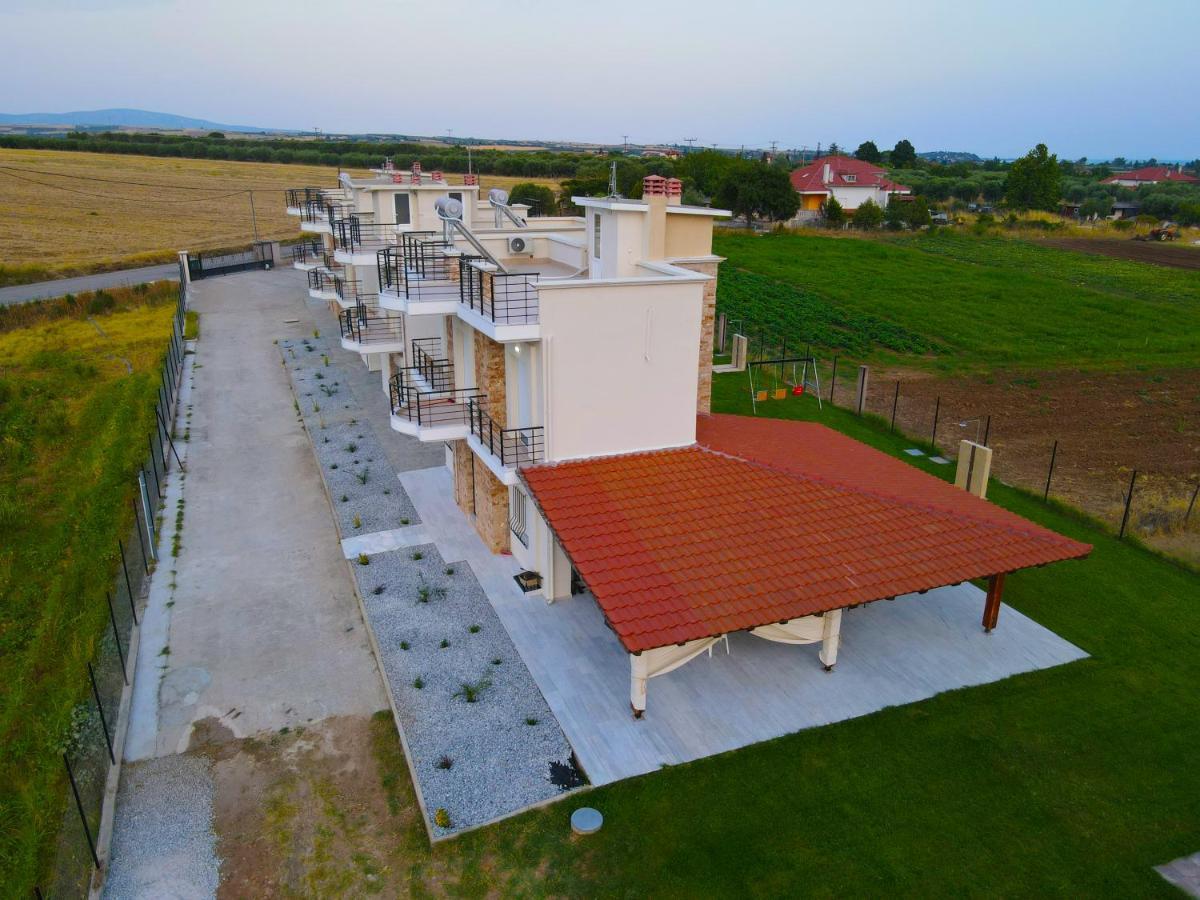 אפאנומי Mythic Villas מראה חיצוני תמונה